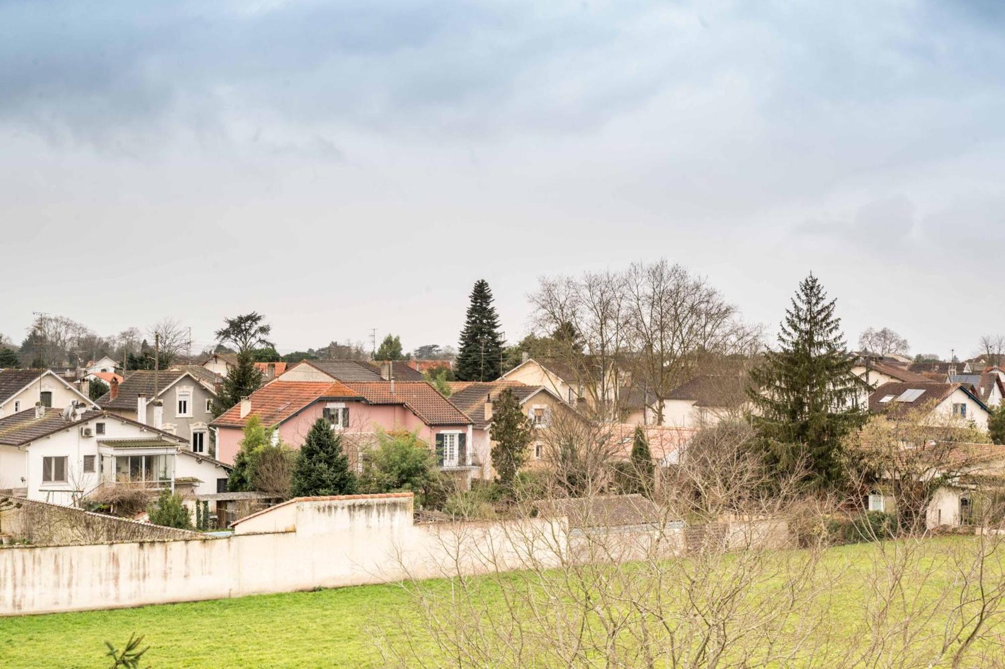 Le Ambroise - T3 Spacieux Et Calme Avec Parking Gratuit Bergerac Eksteriør bilde